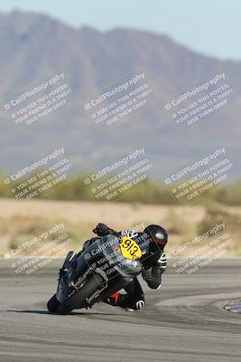 media/Oct-04-2025-CVMA (Sat) [[408bcdd6e4]]/Race 14-500-400-350 Supersport/